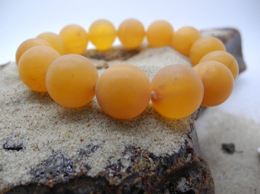 Natural Baltic round unpolished amber beads bracelet BRA10