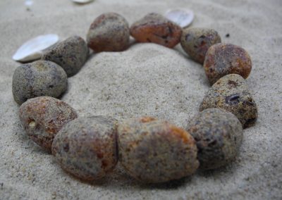 Natural Baltic rough amber bracelet BRA15